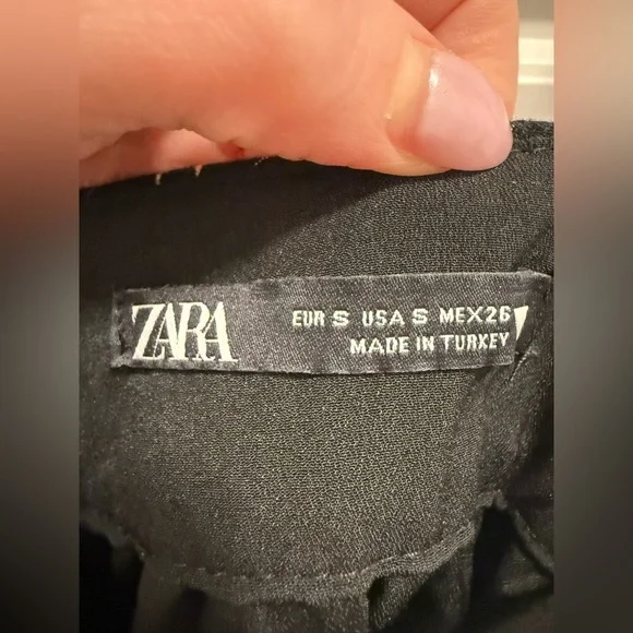 Zara Floral Metallic Printed Romper - Size Small - Picture 5 of 7